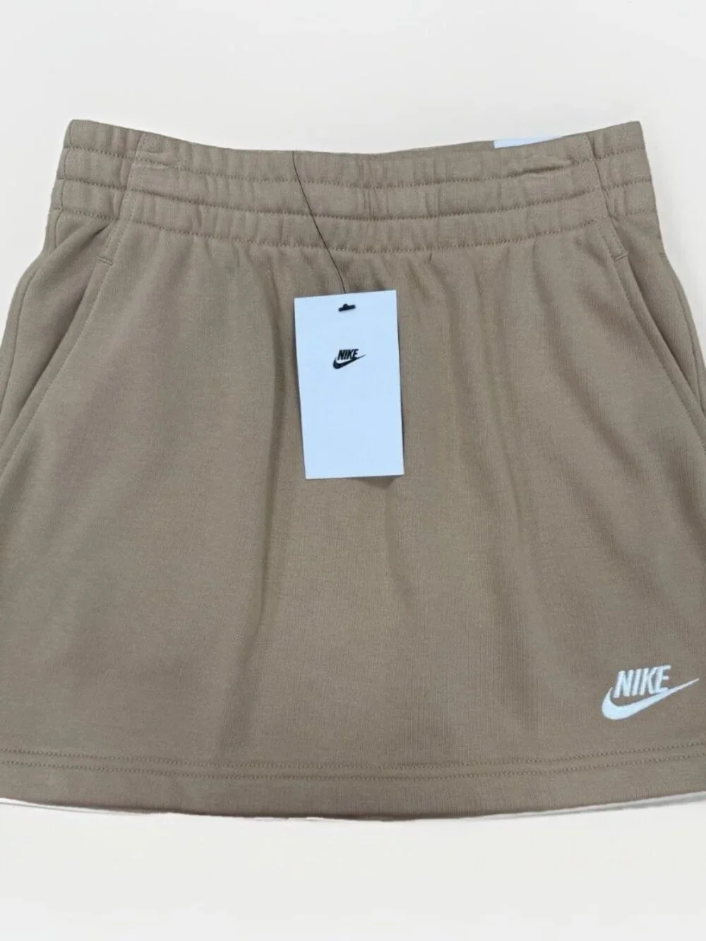 Nike Girls' Sportswear Club French Terry Athletic Skirt size M/10-12 Hemp-Brown